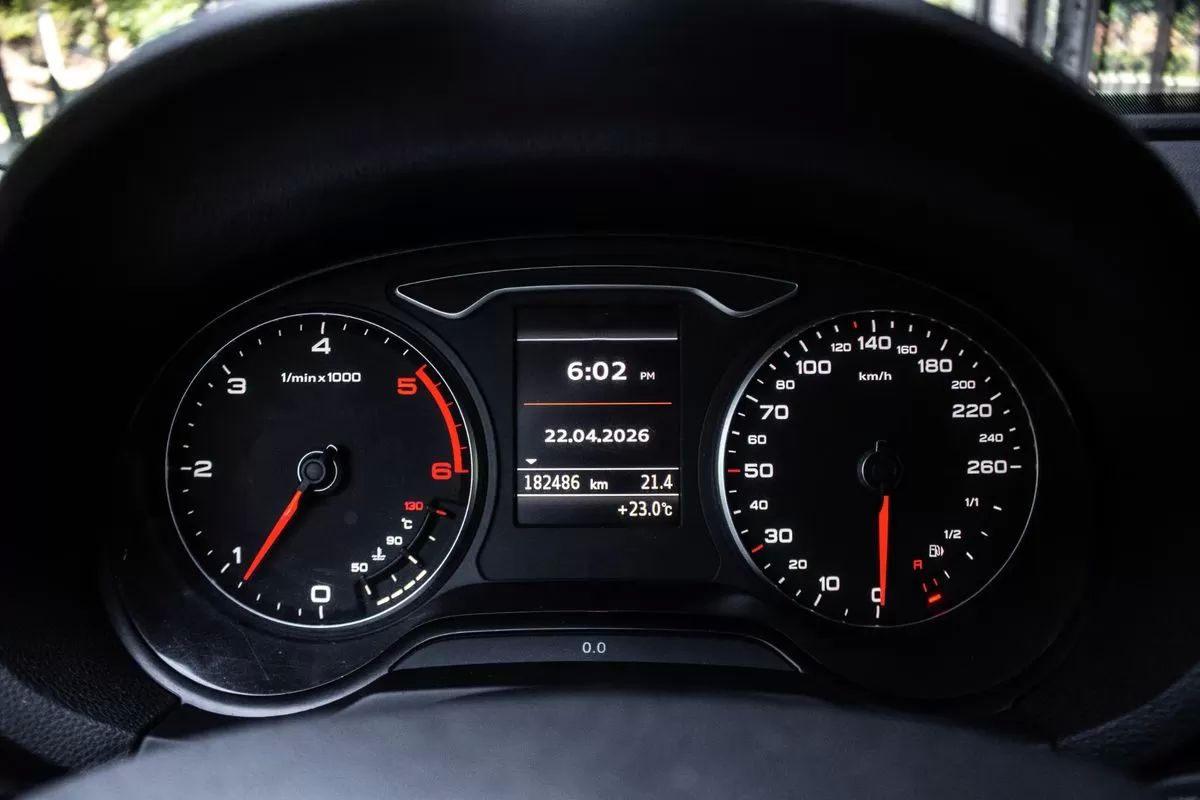 audi-a3-2014-diesel-1598cc