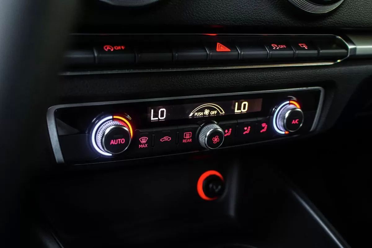audi-a3-2014-diesel-1598cc