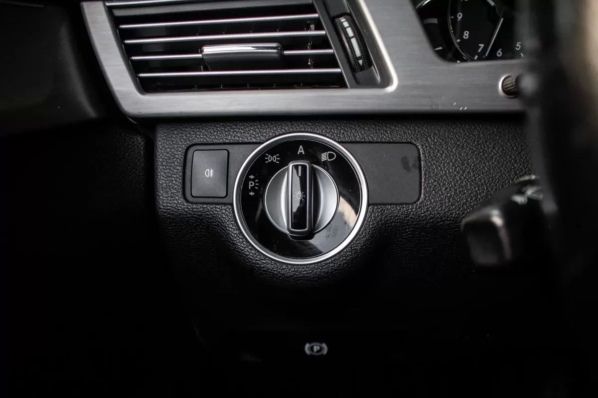 mercedes-benz-classe-e-2010-diesel-2143cc