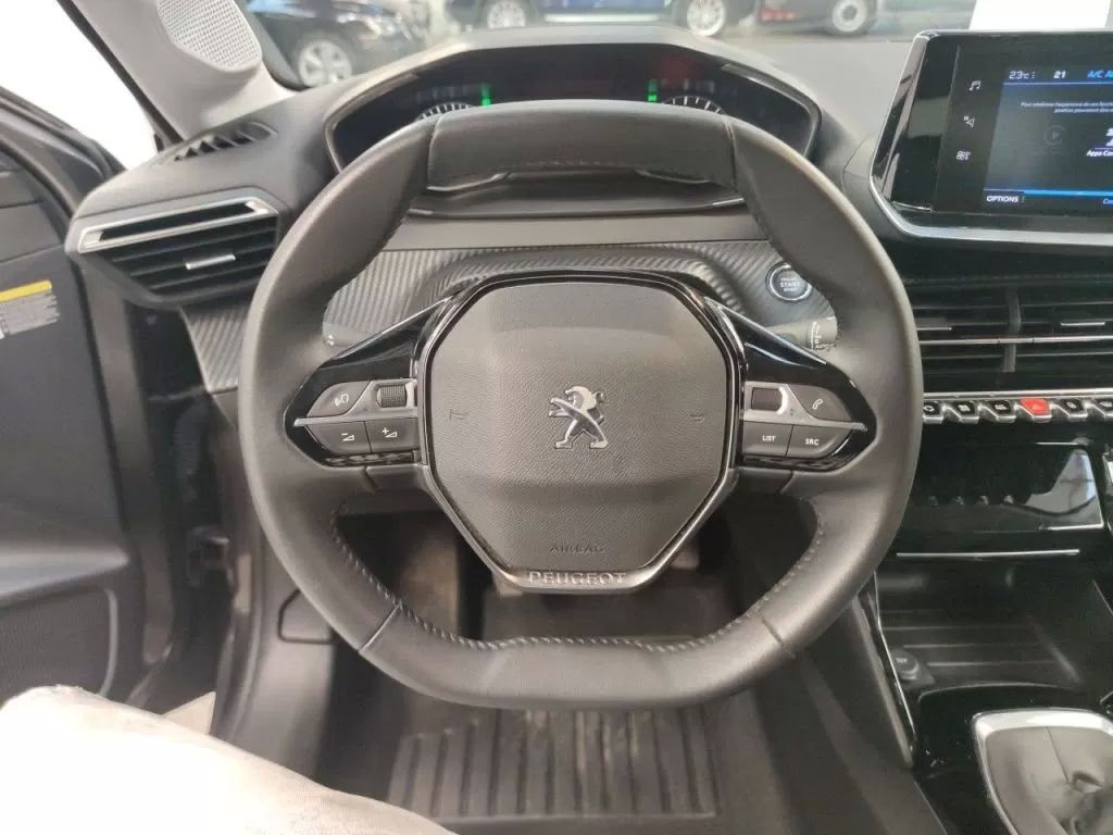 peugeot-208-2023-diesel-1499cc