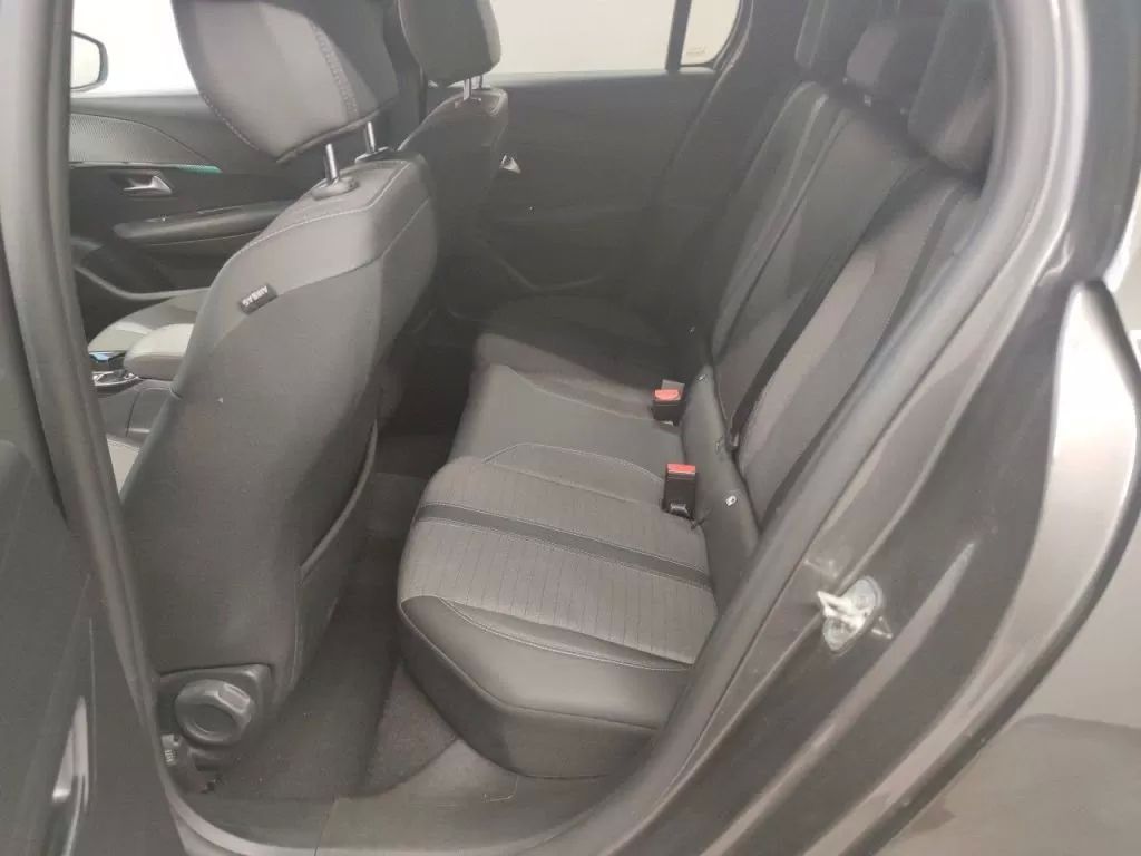 peugeot-208-2023-diesel-1499cc