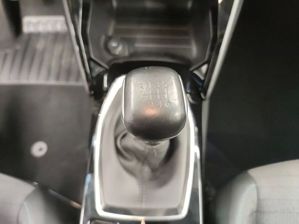 peugeot-208-2023-diesel-1499cc