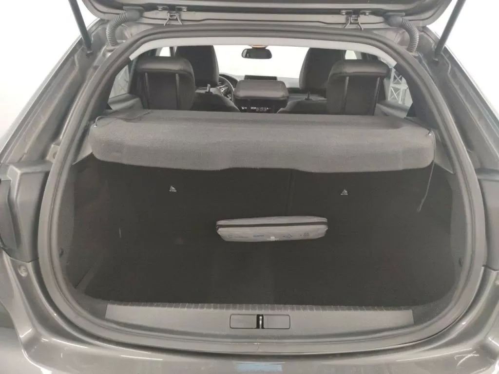 peugeot-208-2023-diesel-1499cc