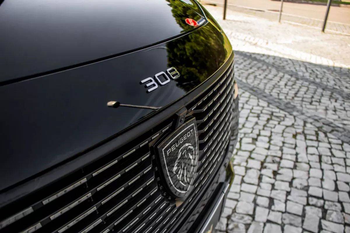 peugeot-e-308-2024-eletrico-0cc