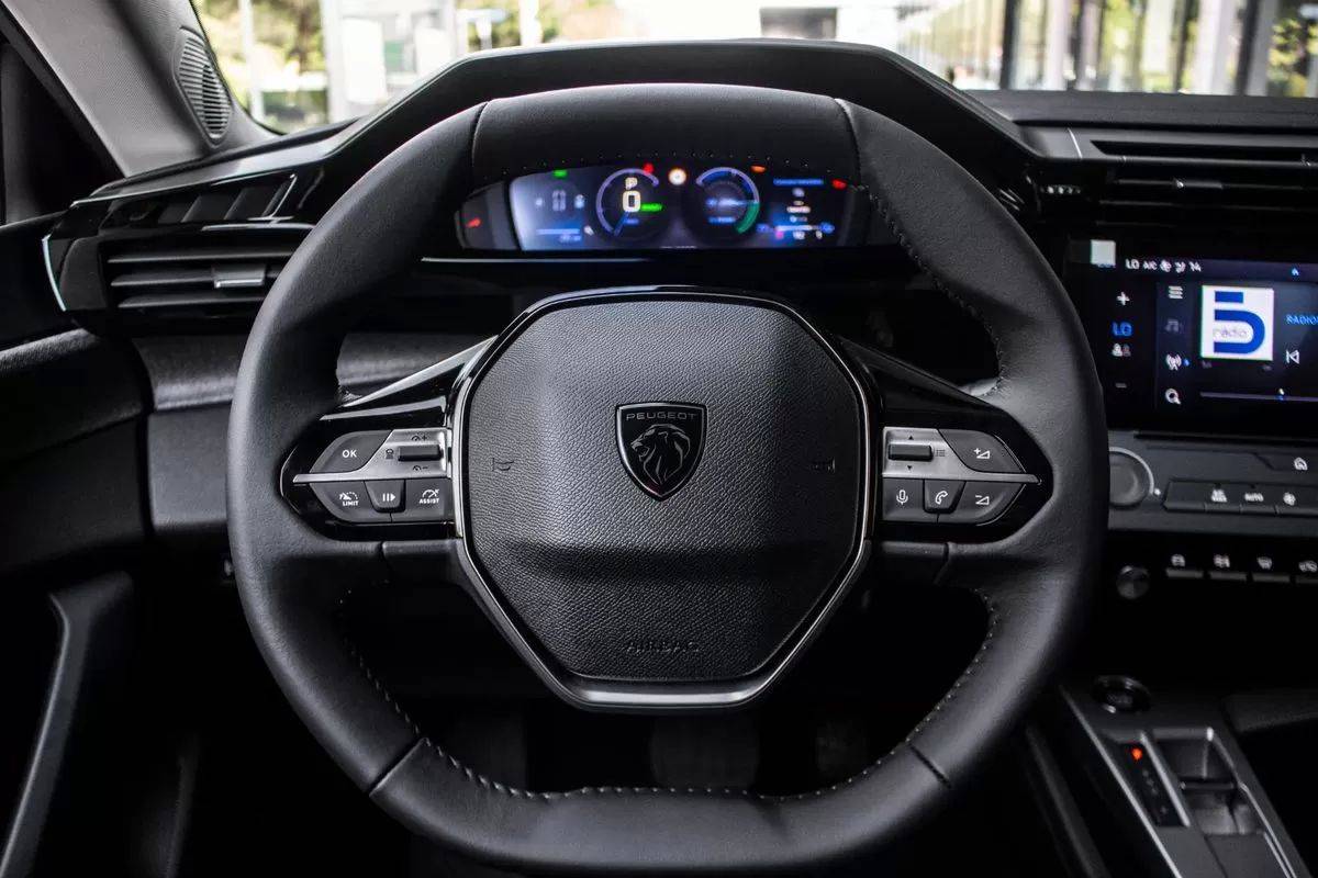 peugeot-e-308-2024-eletrico-0cc