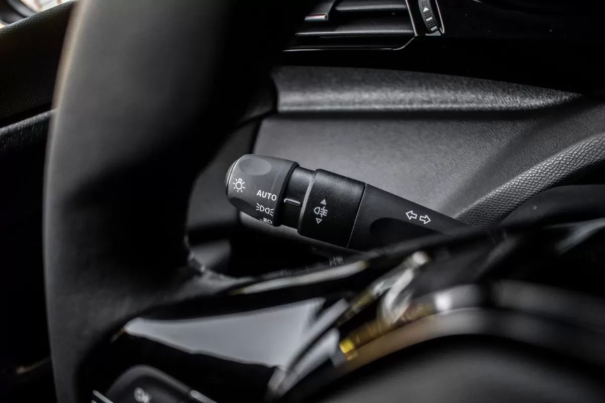 peugeot-e-308-2024-eletrico-0cc