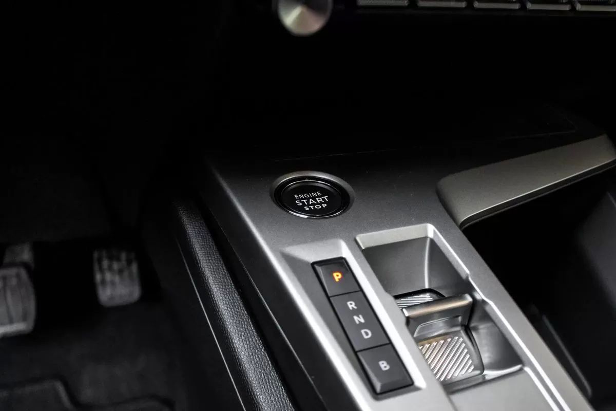 peugeot-e-308-2024-eletrico-0cc