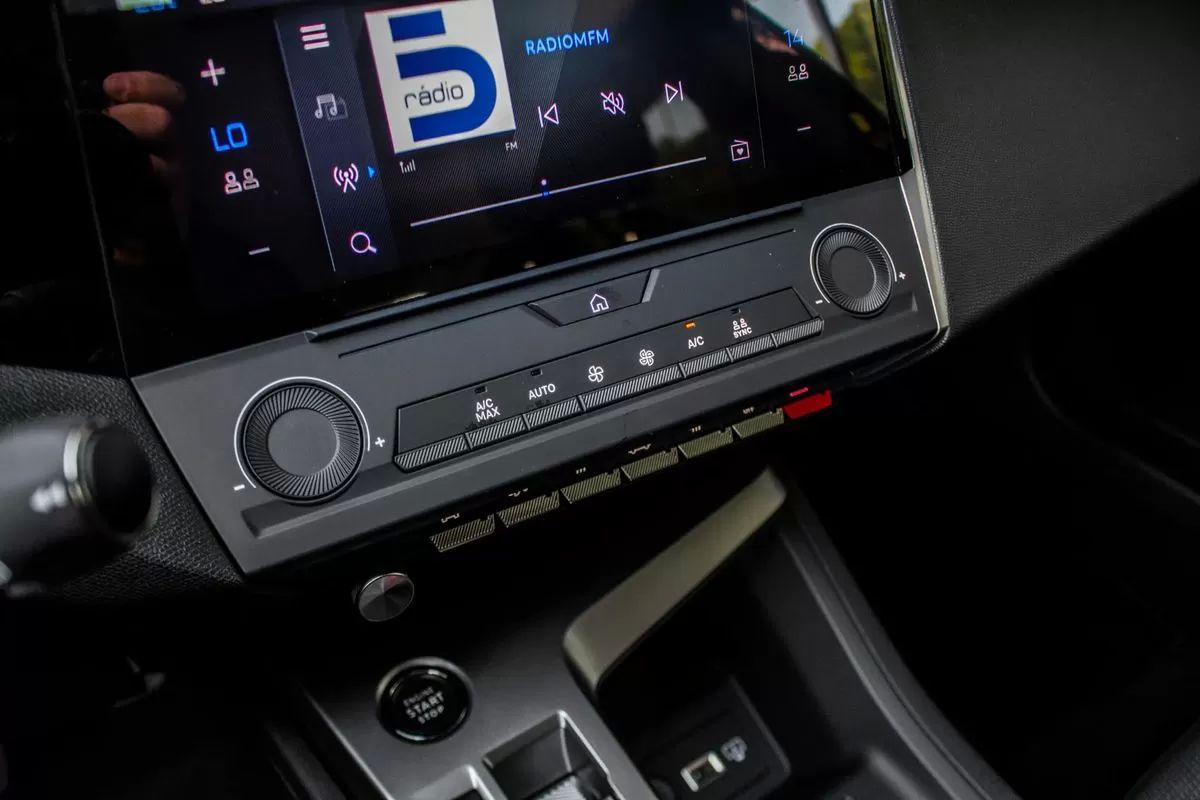 peugeot-e-308-2024-eletrico-0cc