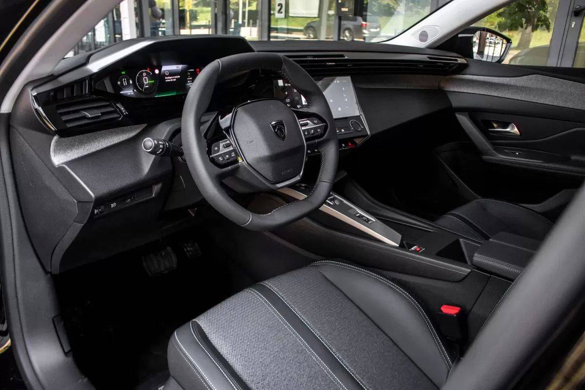 peugeot-e-308-2024-eletrico-0cc