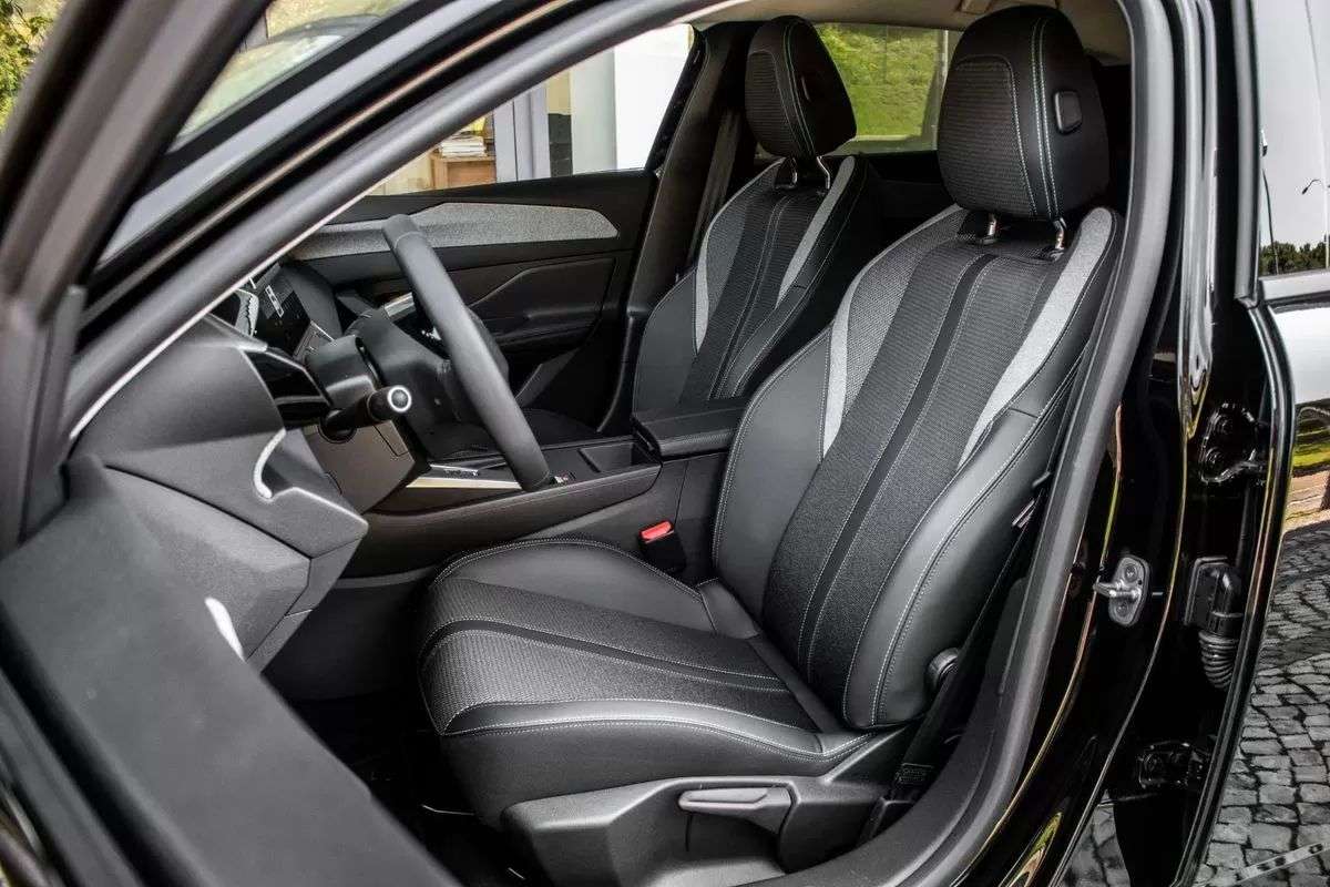 peugeot-e-308-2024-eletrico-0cc