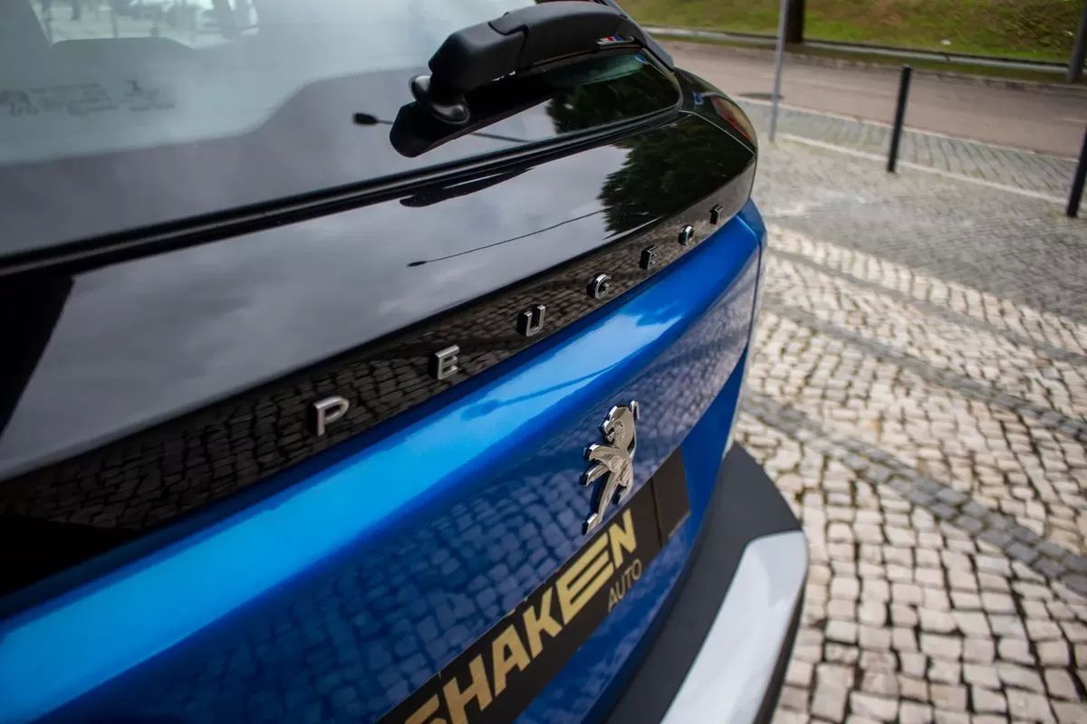 peugeot-2008-2020-gasolina-1199cc