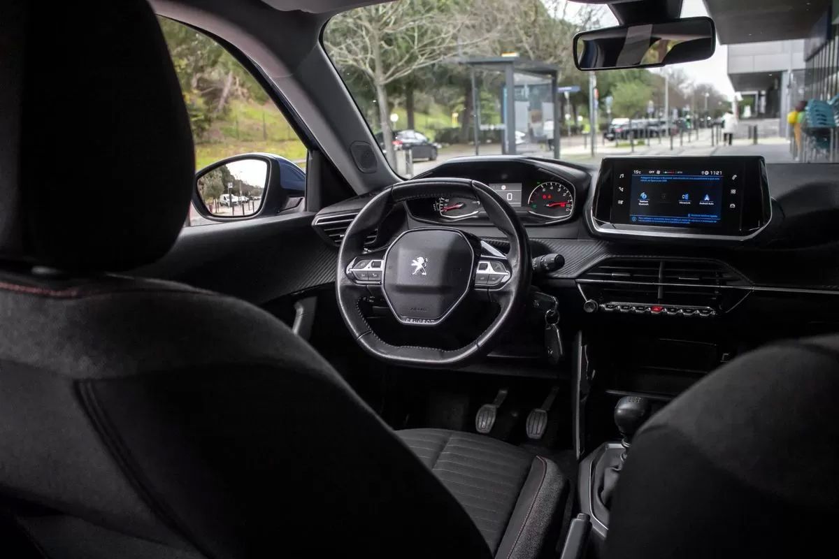peugeot-2008-2020-gasolina-1199cc