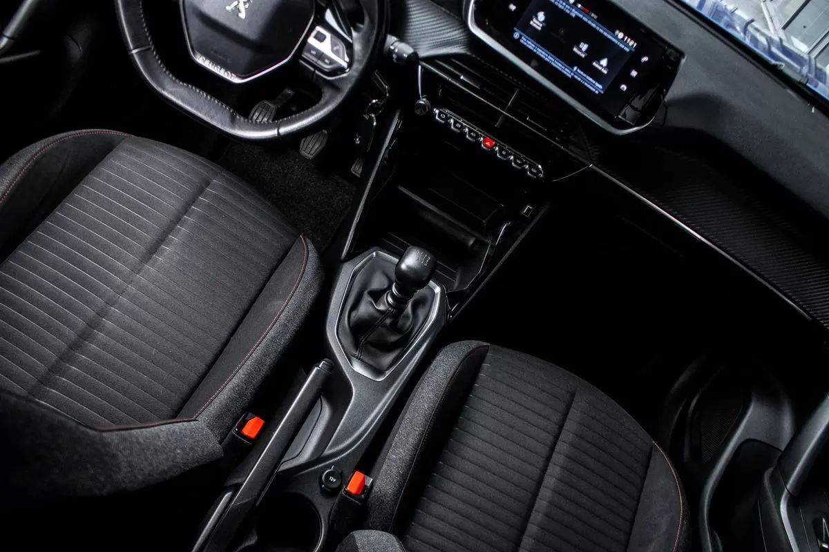 peugeot-2008-2020-gasolina-1199cc