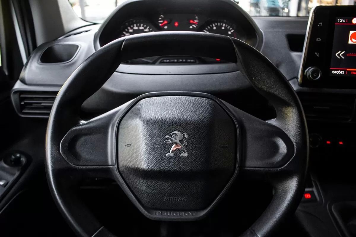 peugeot-partner-2021-diesel-1499cc