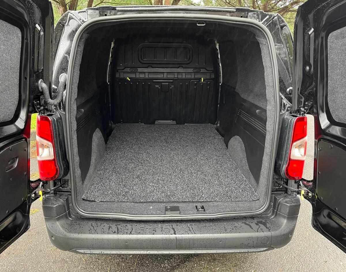 citroen-berlingo-2021-diesel-1499cc