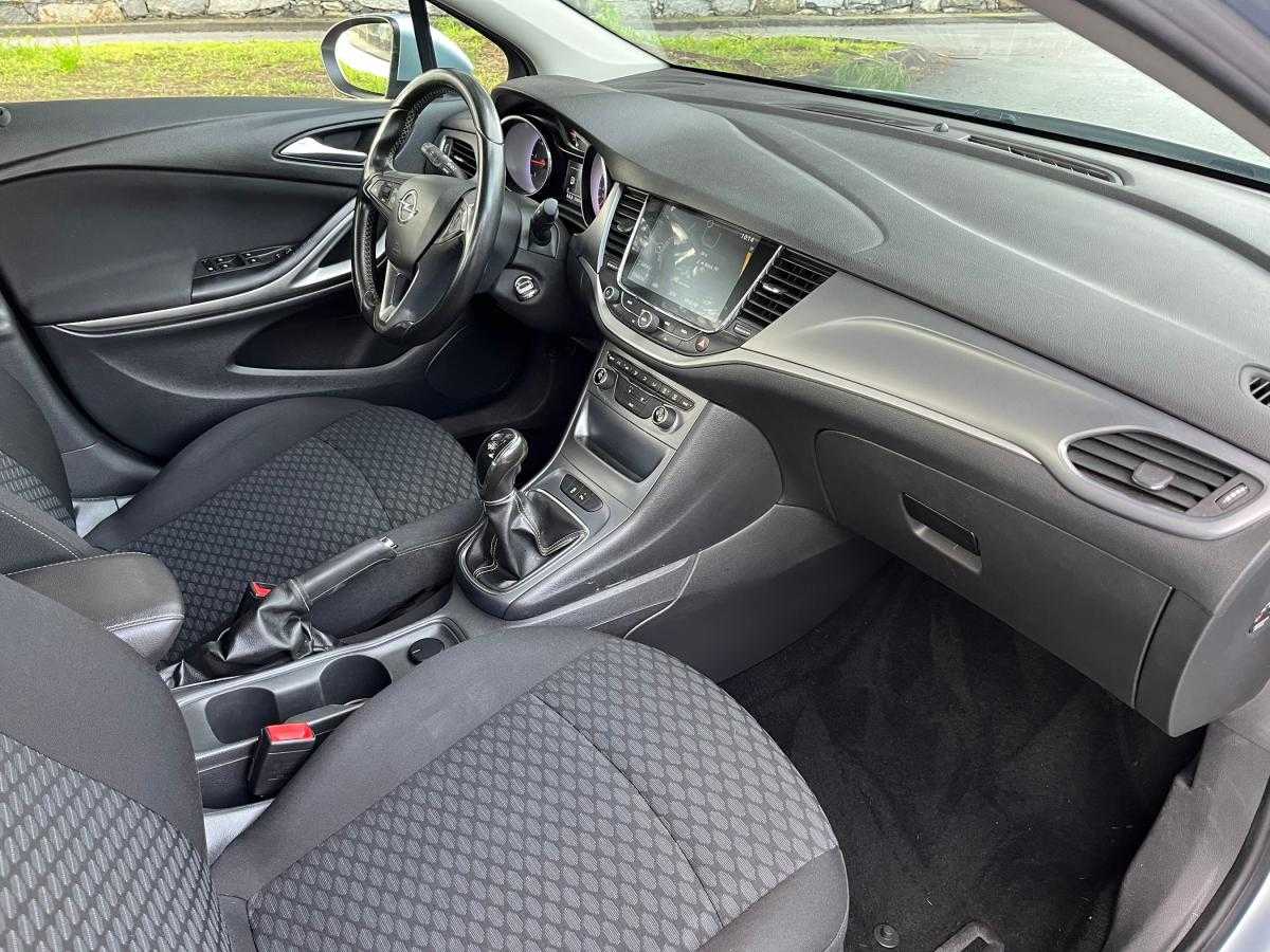 opel-astra-2017-diesel-1598cc