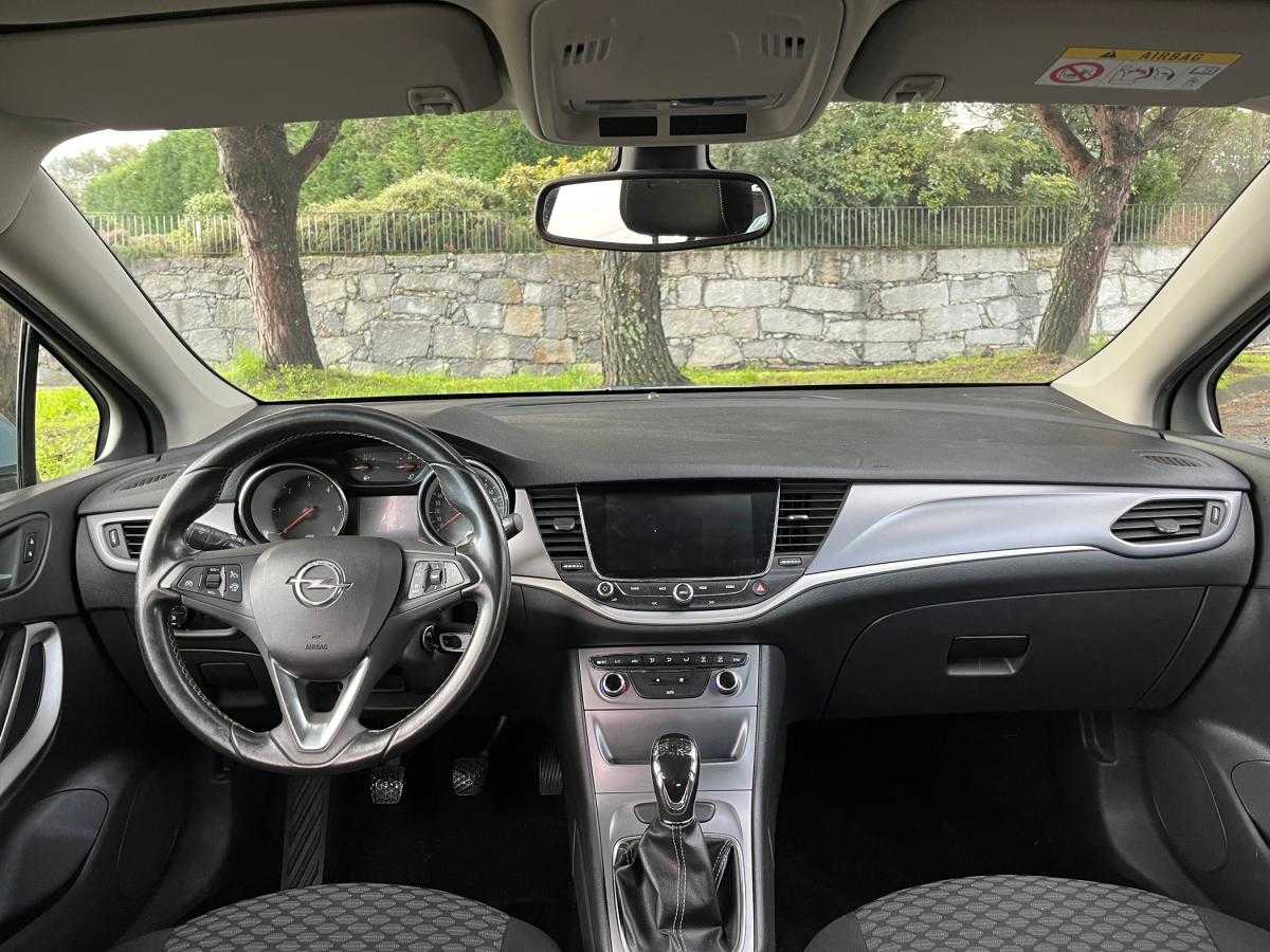 opel-astra-2017-diesel-1598cc