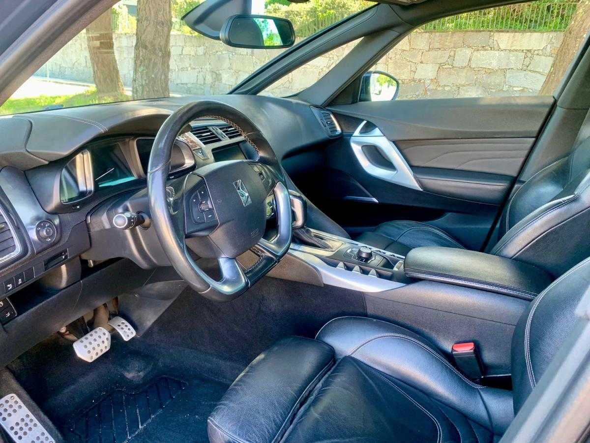 citroen-ds5-2012-diesel-1997cc