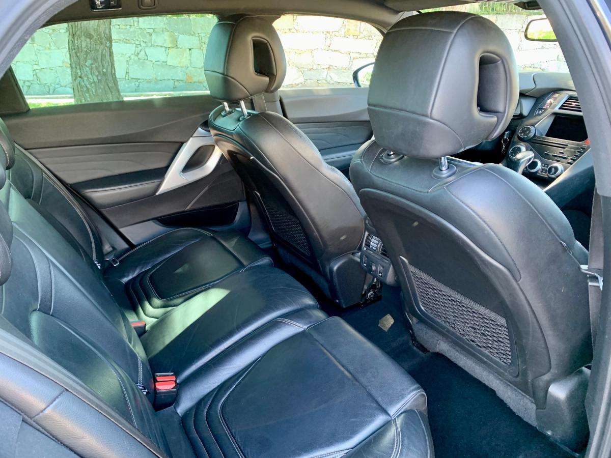 citroen-ds5-2012-diesel-1997cc
