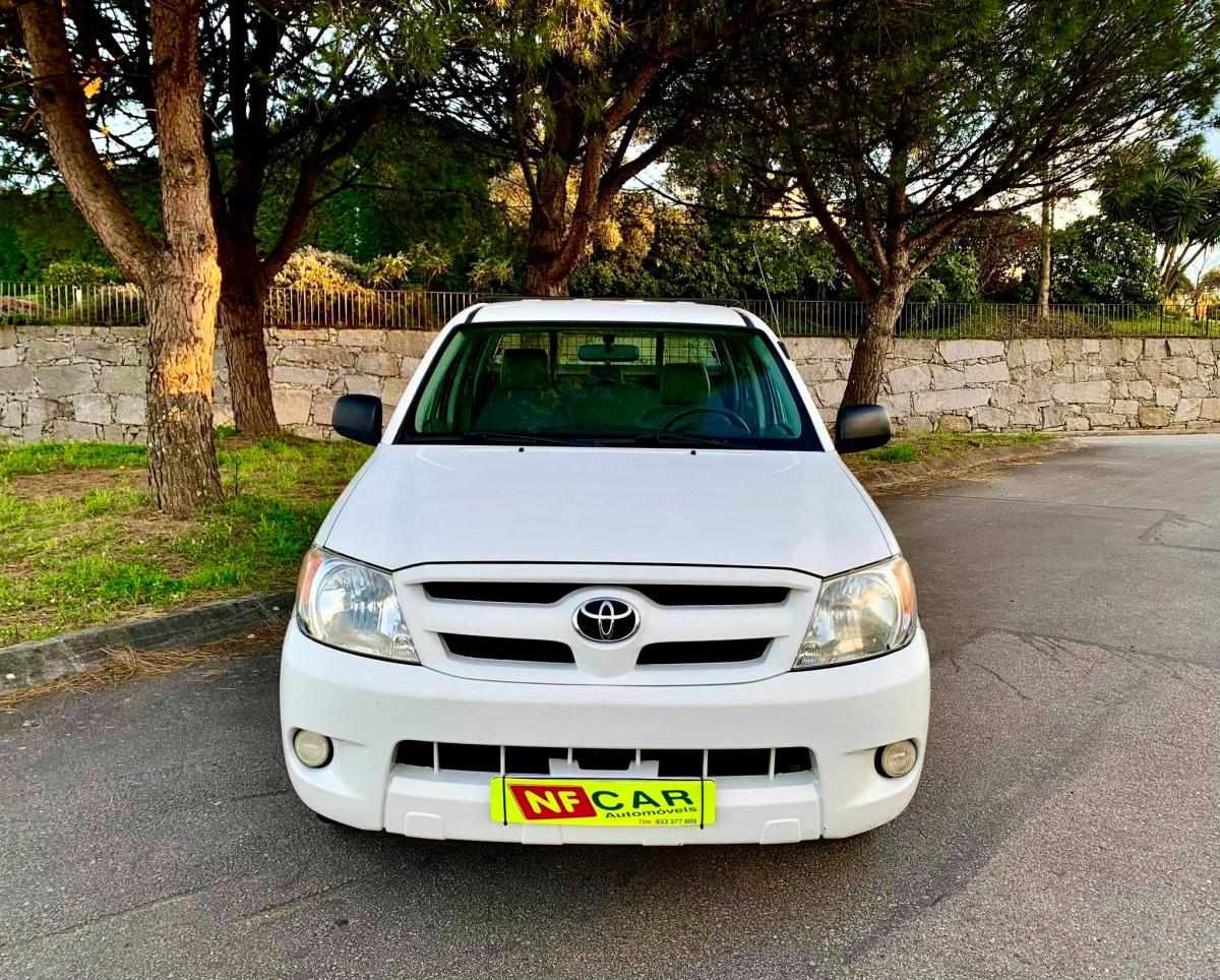 toyota-hilux-2006-diesel-2494cc