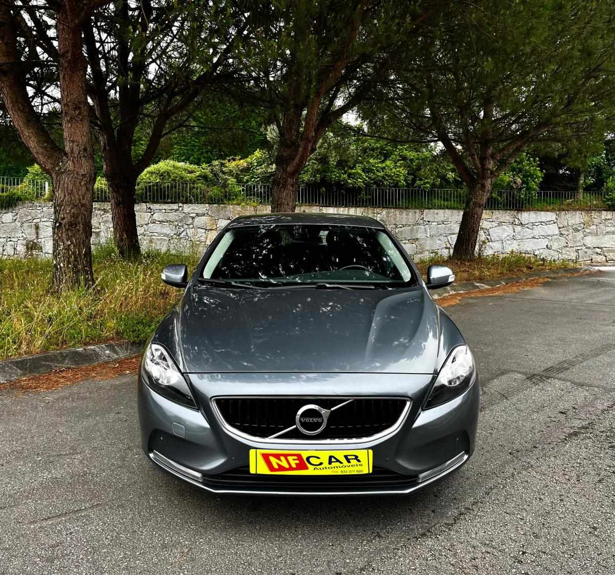 volvo-v40-2016-diesel-1969cc