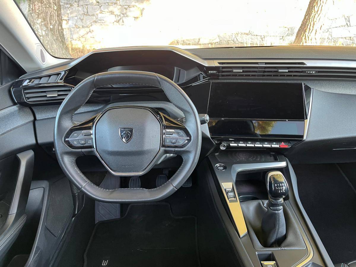 peugeot-308-sw-2022-diesel-1499cc