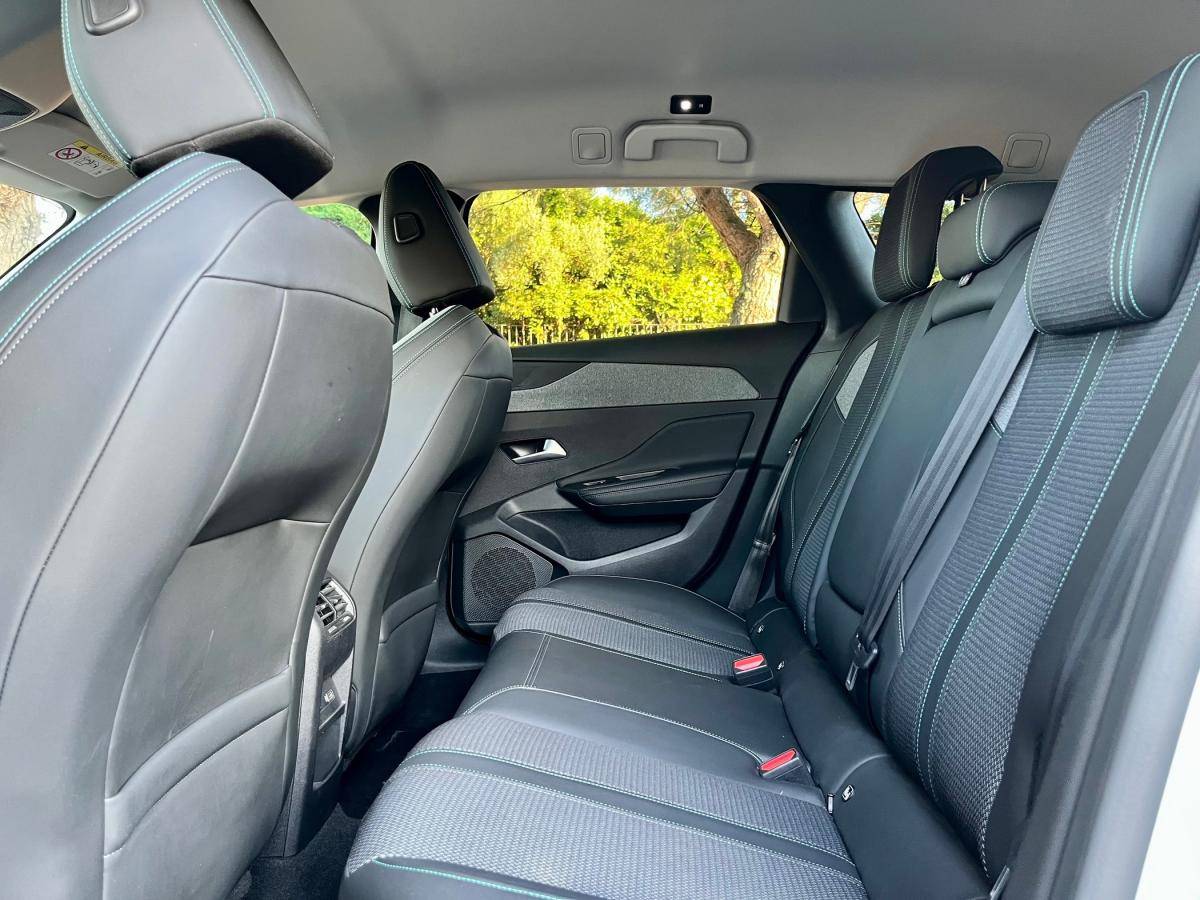 peugeot-308-sw-2022-diesel-1499cc