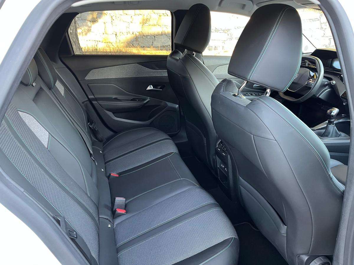 peugeot-308-sw-2022-diesel-1499cc