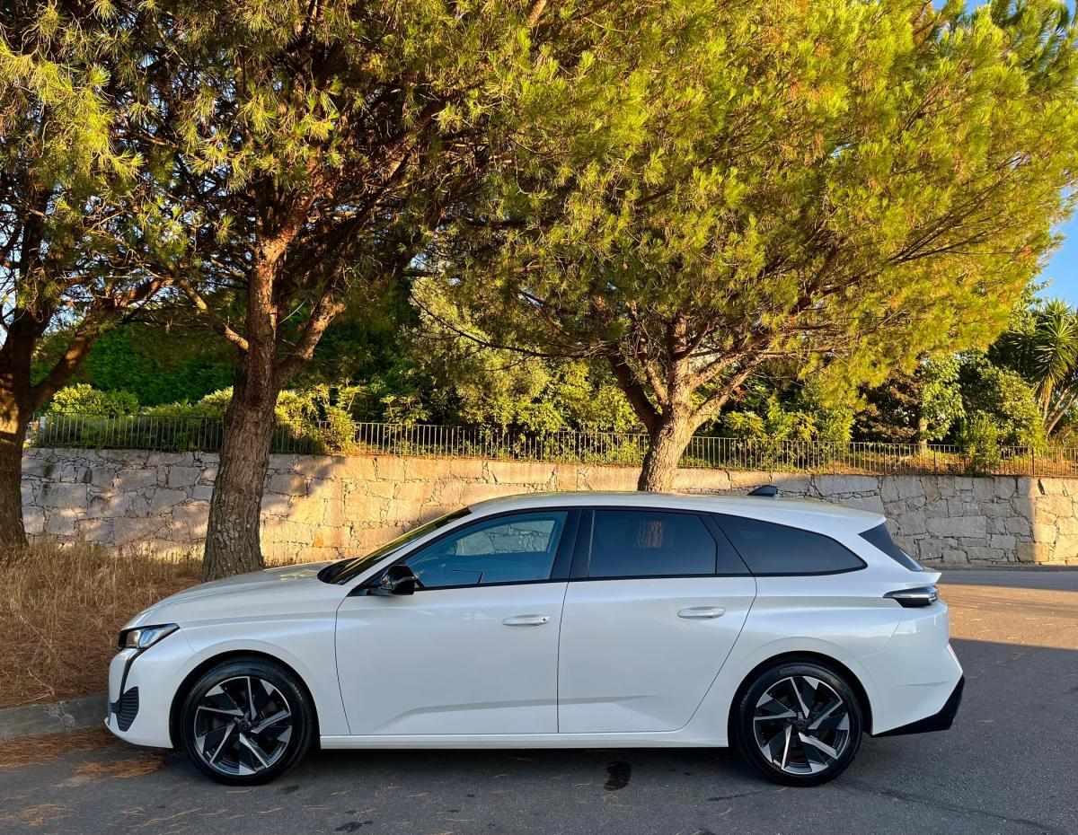 peugeot-308-sw-2022-diesel-1499cc