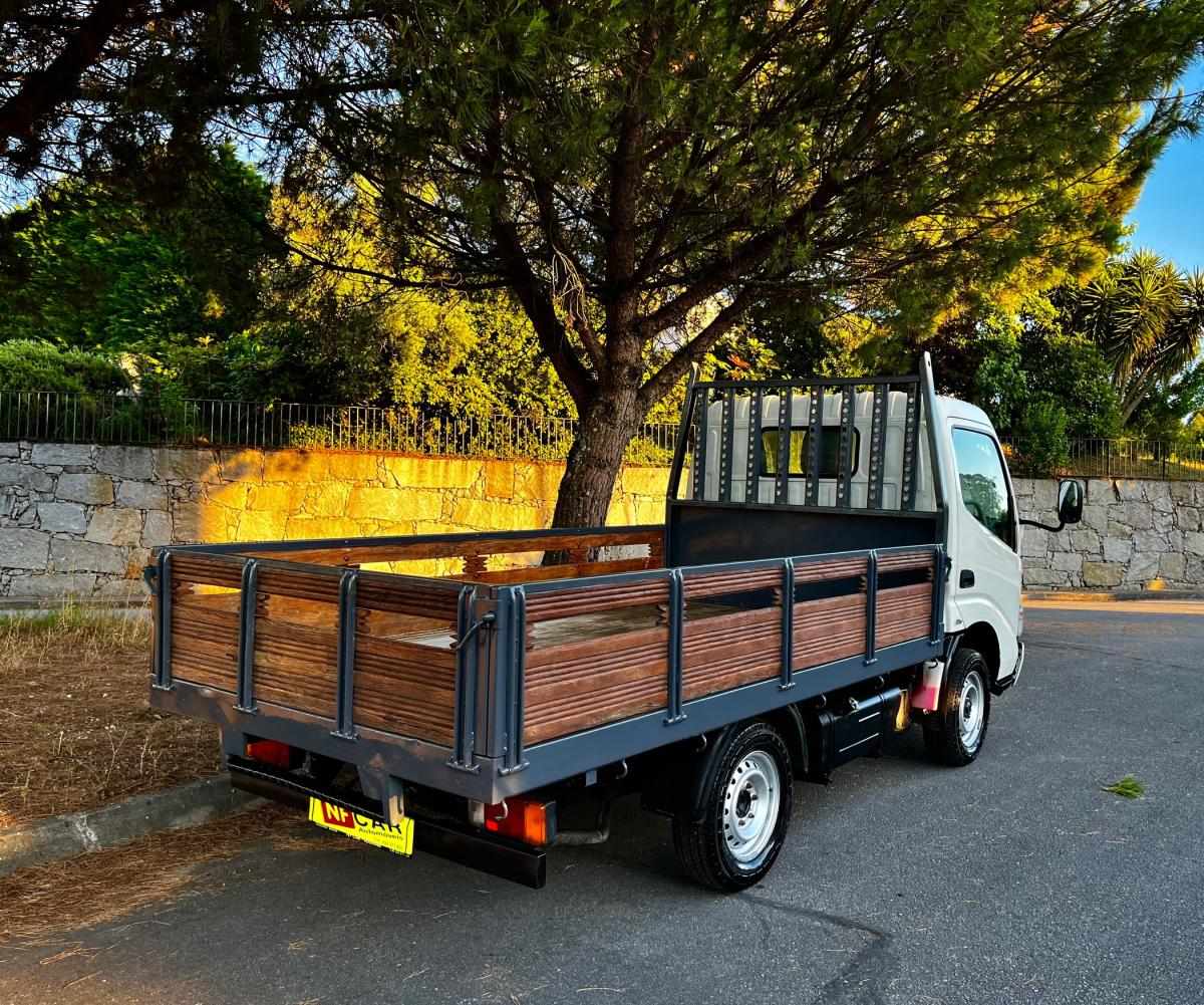 toyota-dyna-2002-diesel-2494cc