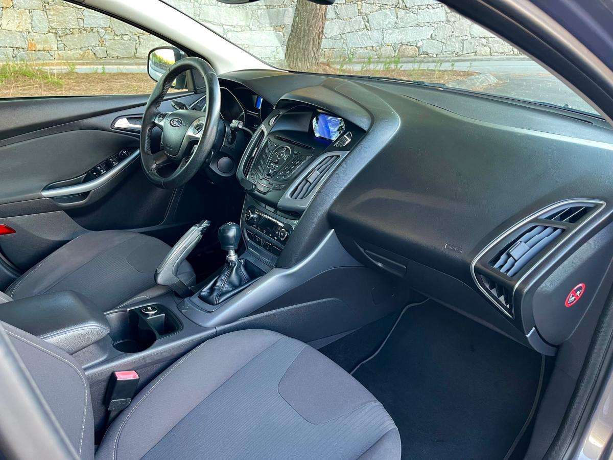 ford-focus-2011-diesel-1560cc