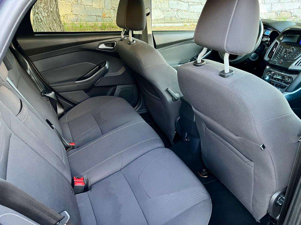 ford-focus-2011-diesel-1560cc