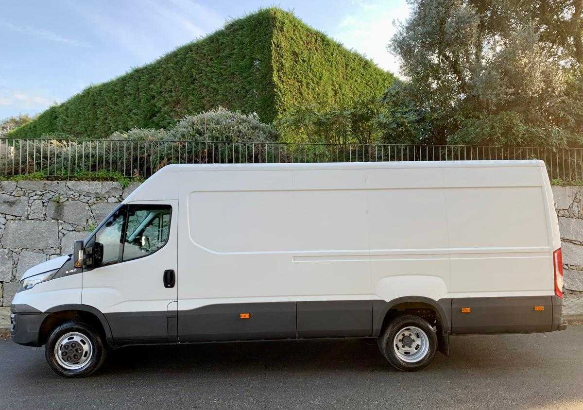 iveco-daily-2019-diesel-2998cc