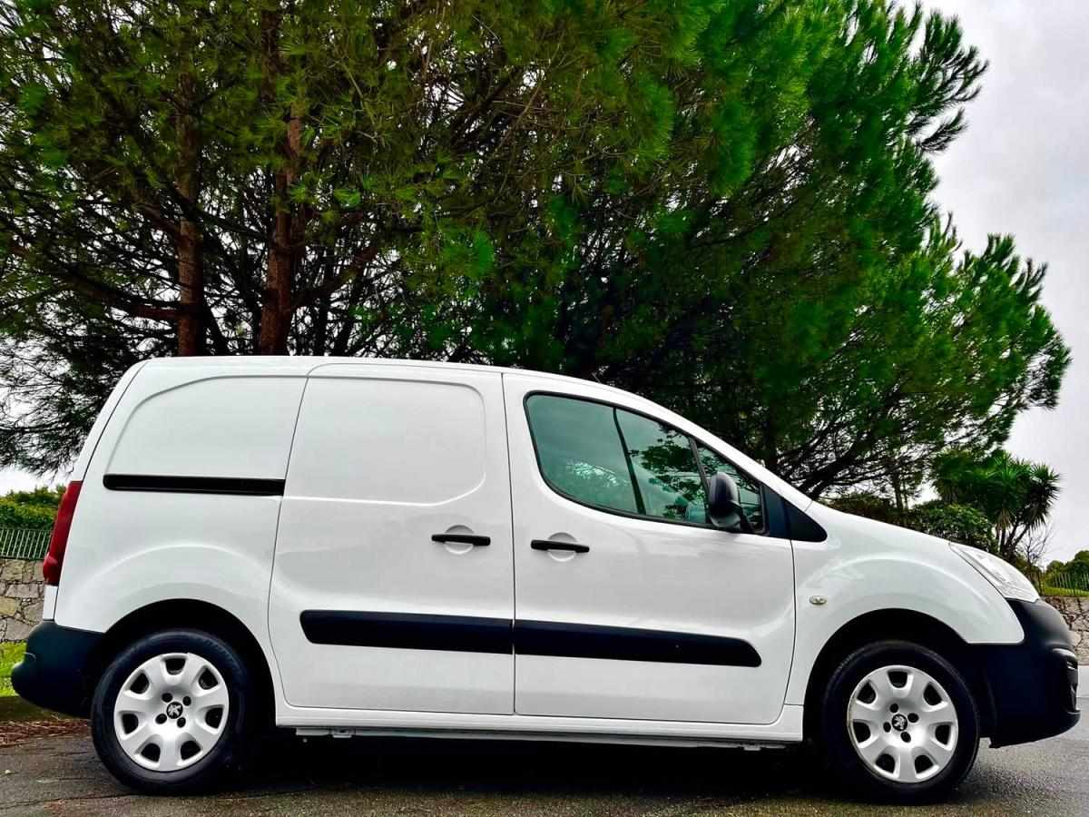 peugeot-partner-2015-diesel-1560cc