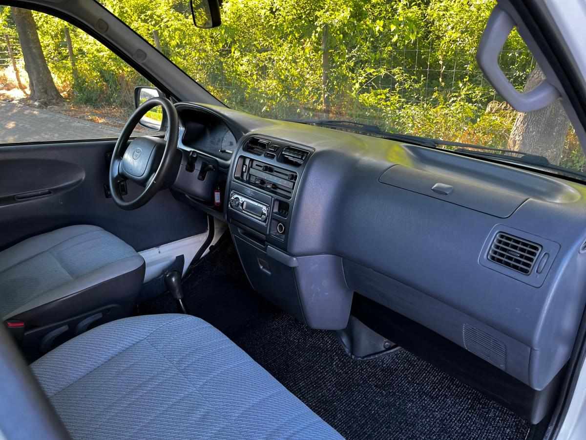 toyota-hiace-2006-diesel-2494cc