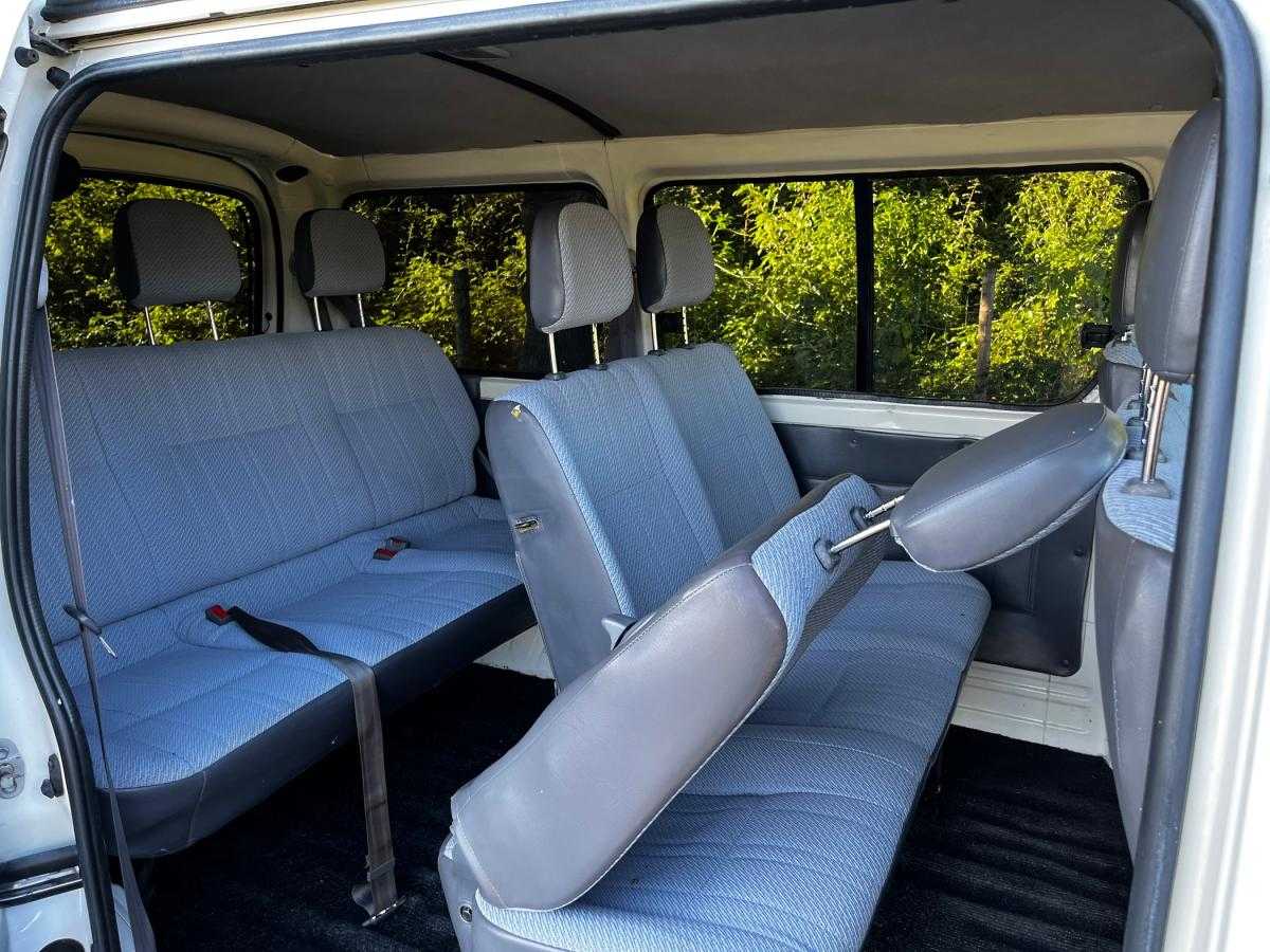 toyota-hiace-2006-diesel-2494cc