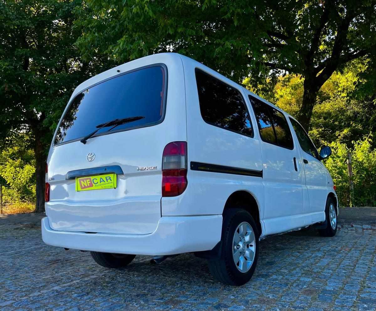 toyota-hiace-2006-diesel-2494cc
