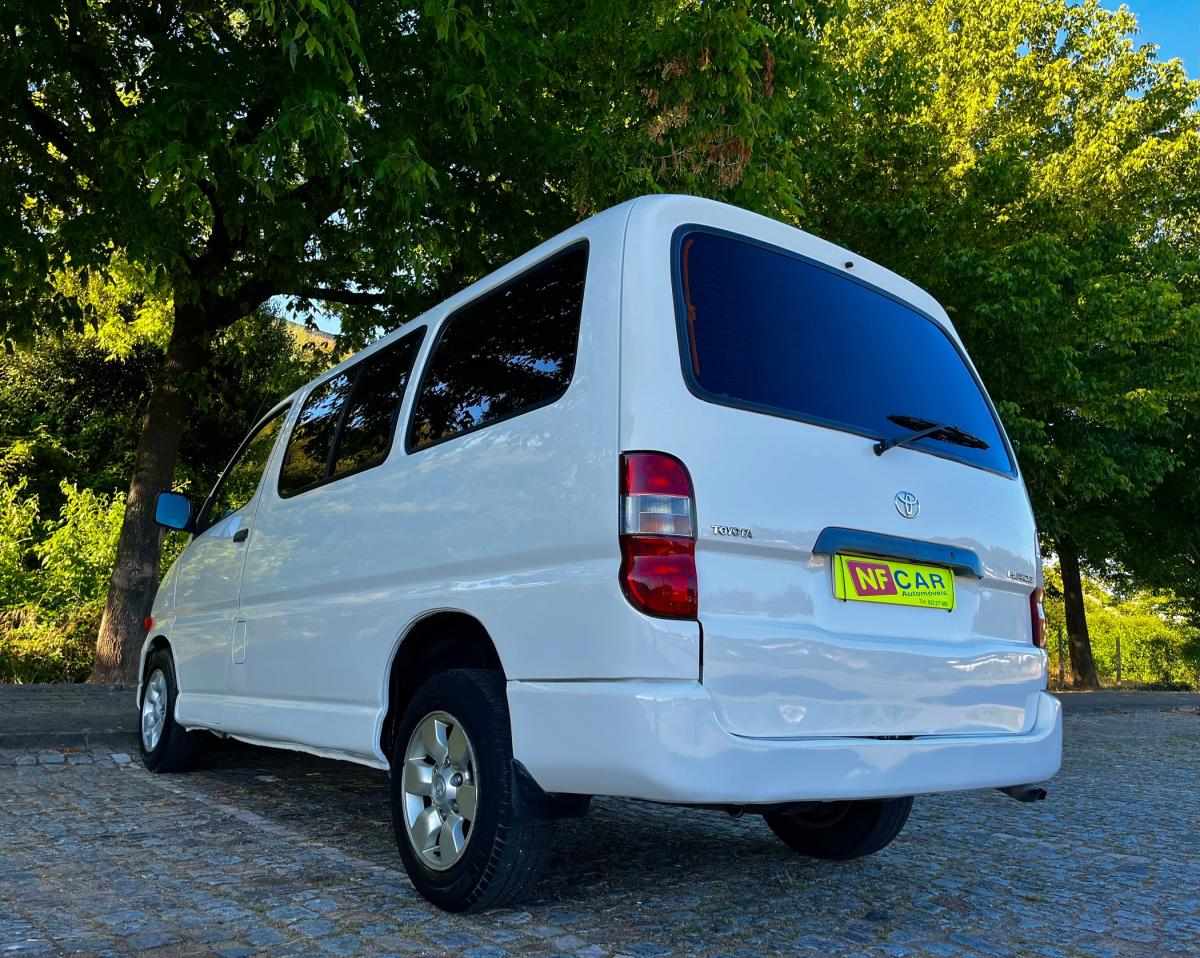 toyota-hiace-2006-diesel-2494cc