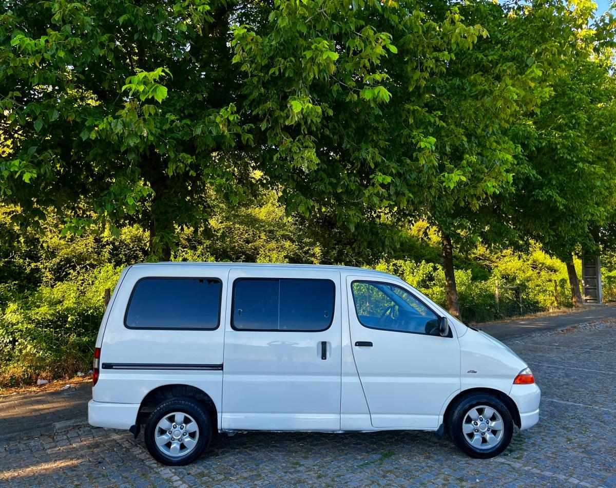 toyota-hiace-2006-diesel-2494cc