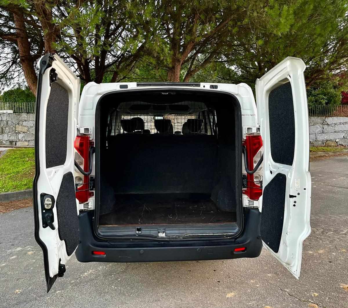 peugeot-expert-2011-diesel-1997cc