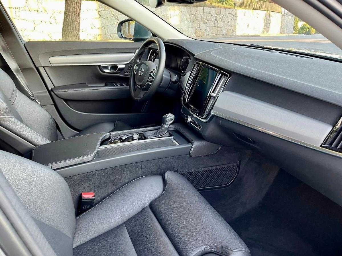 volvo-s90-2019-diesel-1969cc