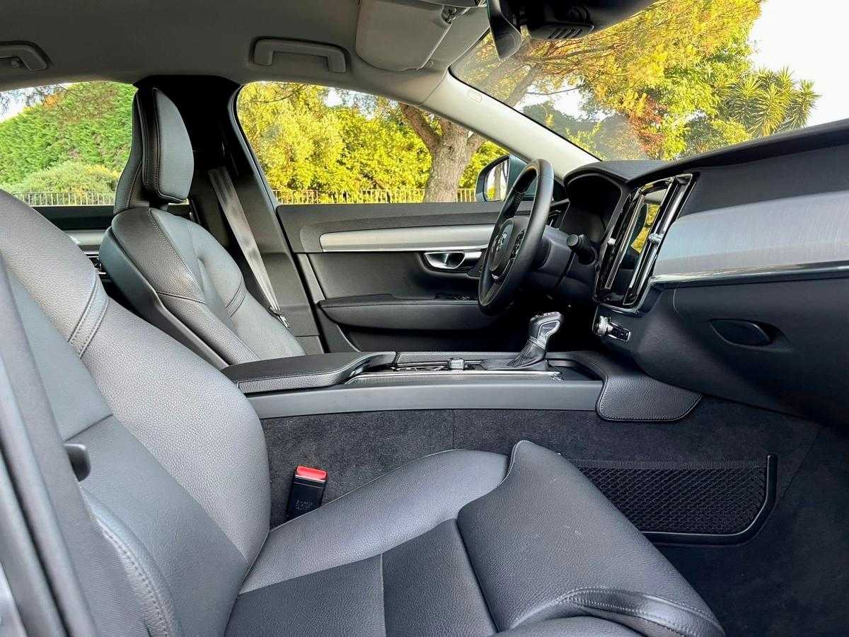 volvo-s90-2019-diesel-1969cc