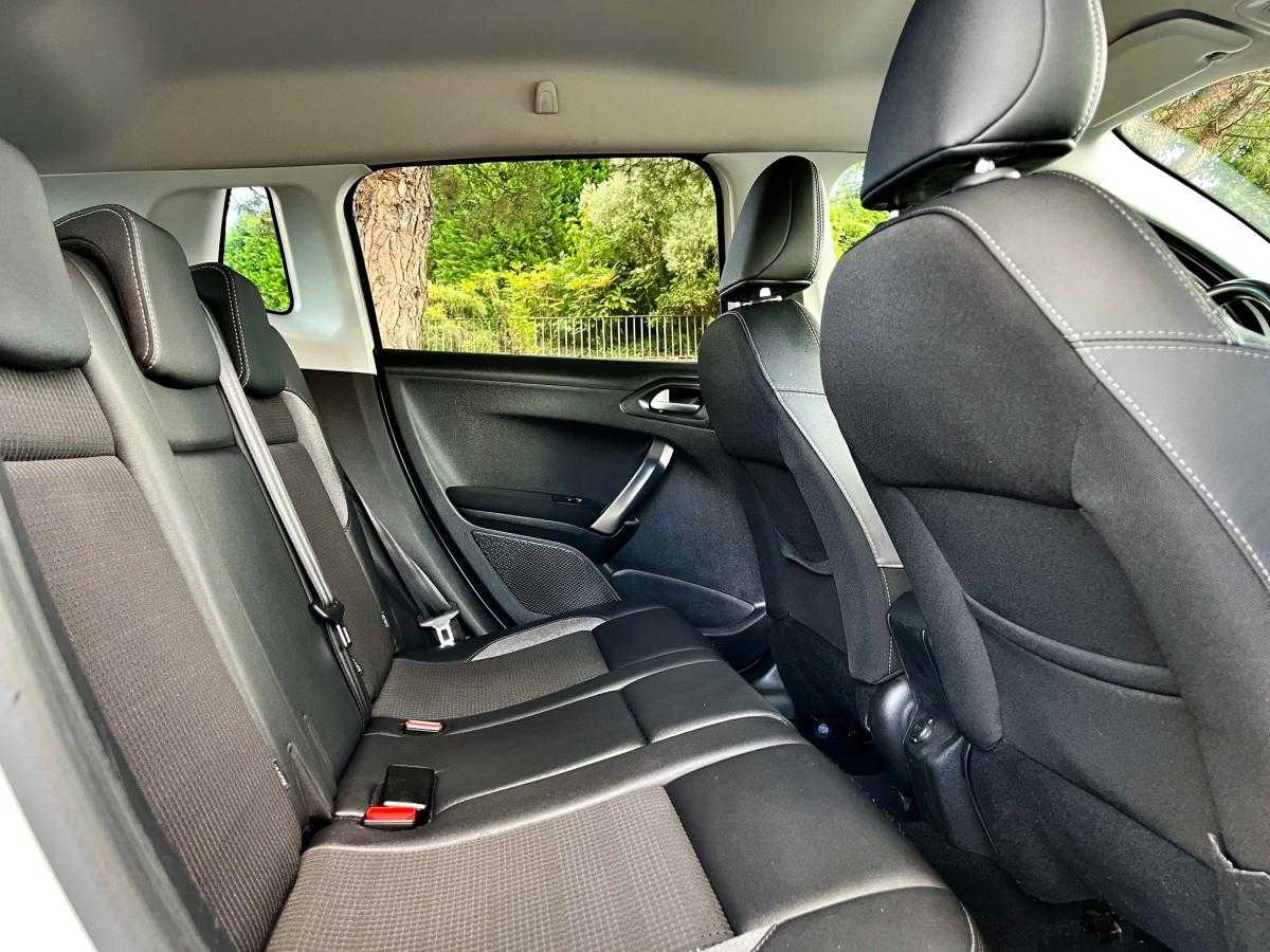 peugeot-2008-2018-diesel-1560cc