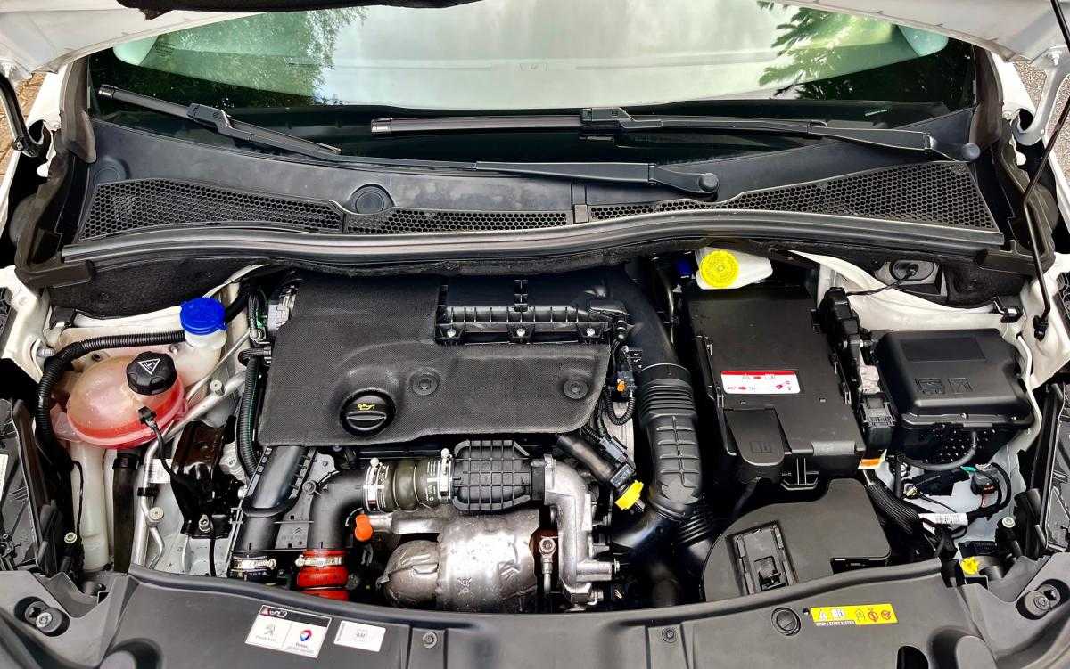 peugeot-2008-2018-diesel-1560cc