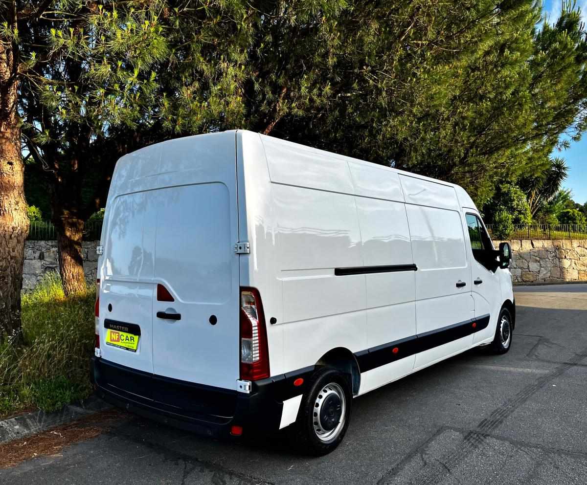 renault-master-2022-diesel-2299cc