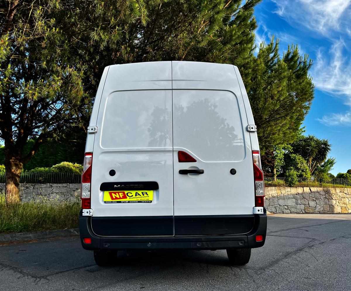 renault-master-2022-diesel-2299cc