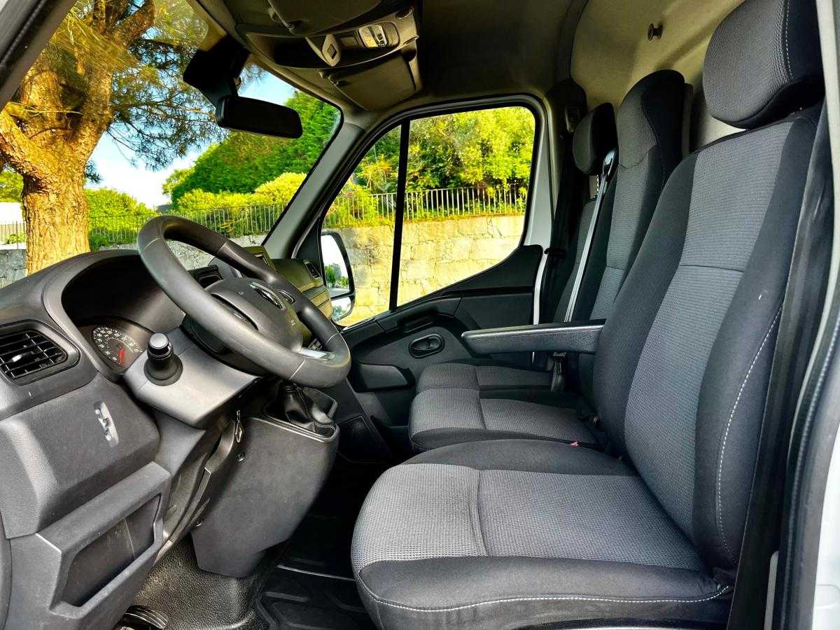 renault-master-2022-diesel-2299cc
