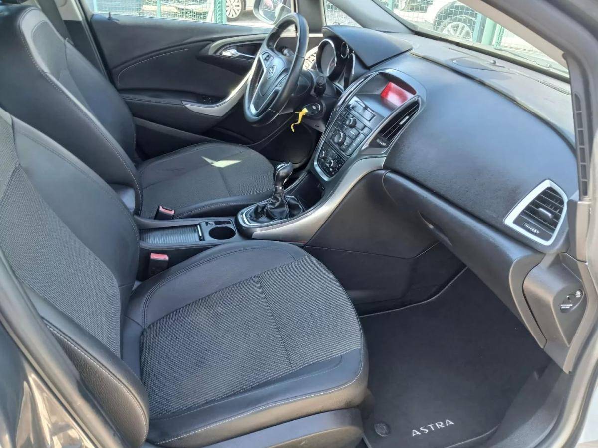 opel-astra-2013-diesel-1248cc