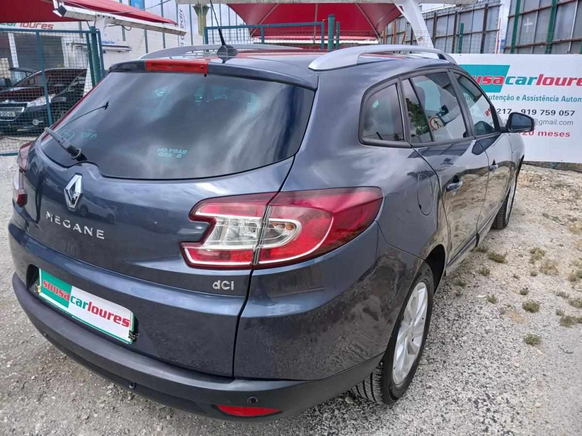 renault-megane-sport-tourer-2016-diesel-1461cc