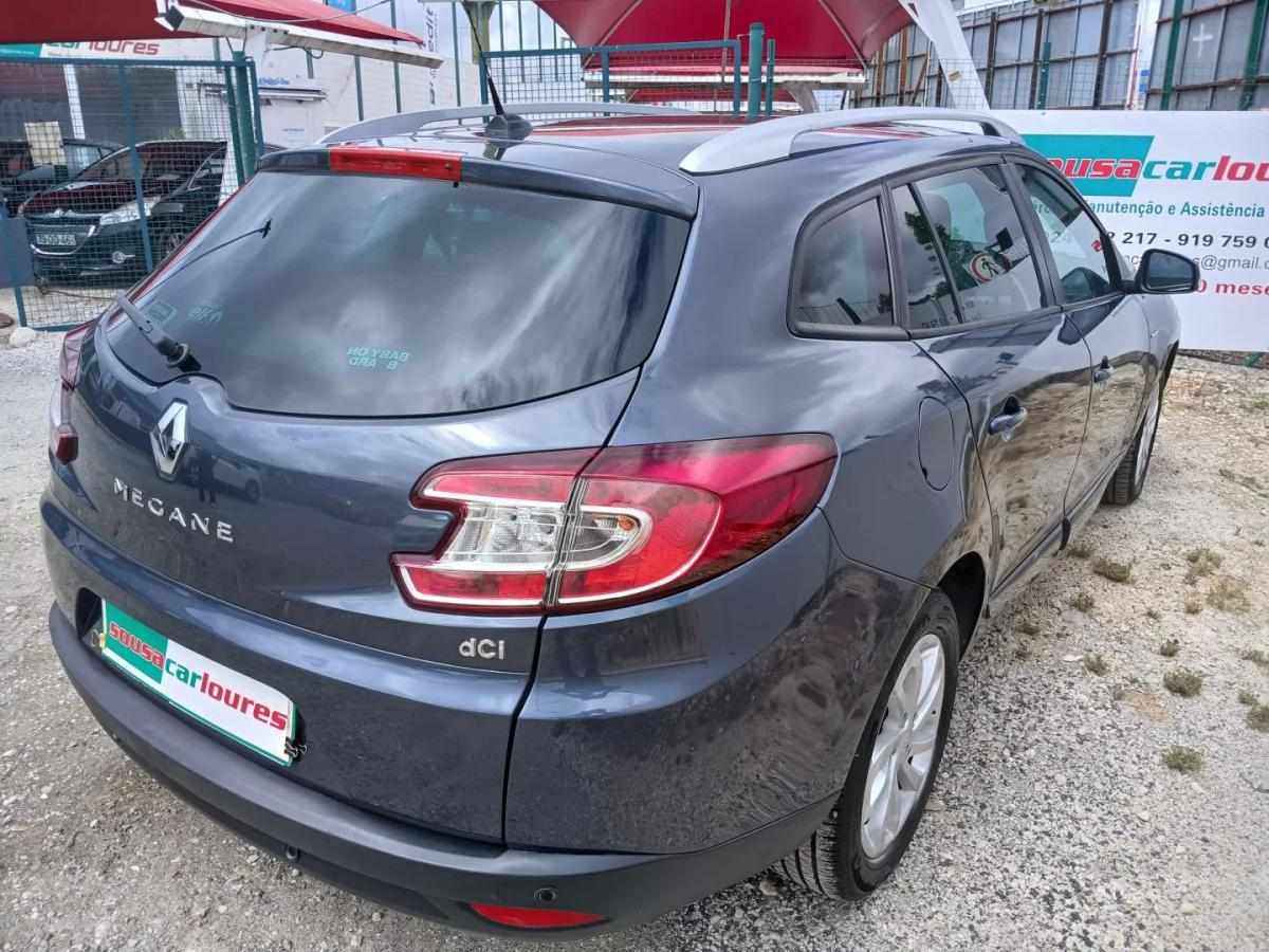 renault-megane-sport-tourer-2016-diesel-1461cc
